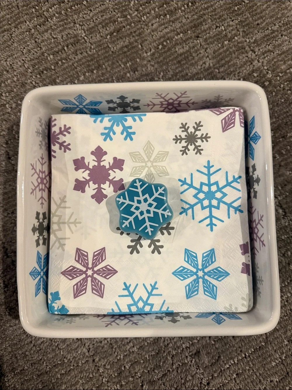 Temp-tations ❄️ Seasonal Napkin Holder with Weight and 28 Napkins ❄️ Snowflake